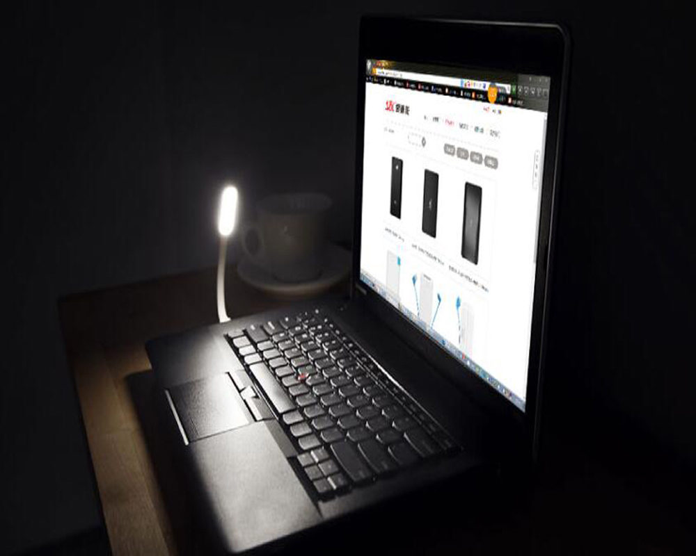 1.2W LED USB Interface Computer Portable Lamp