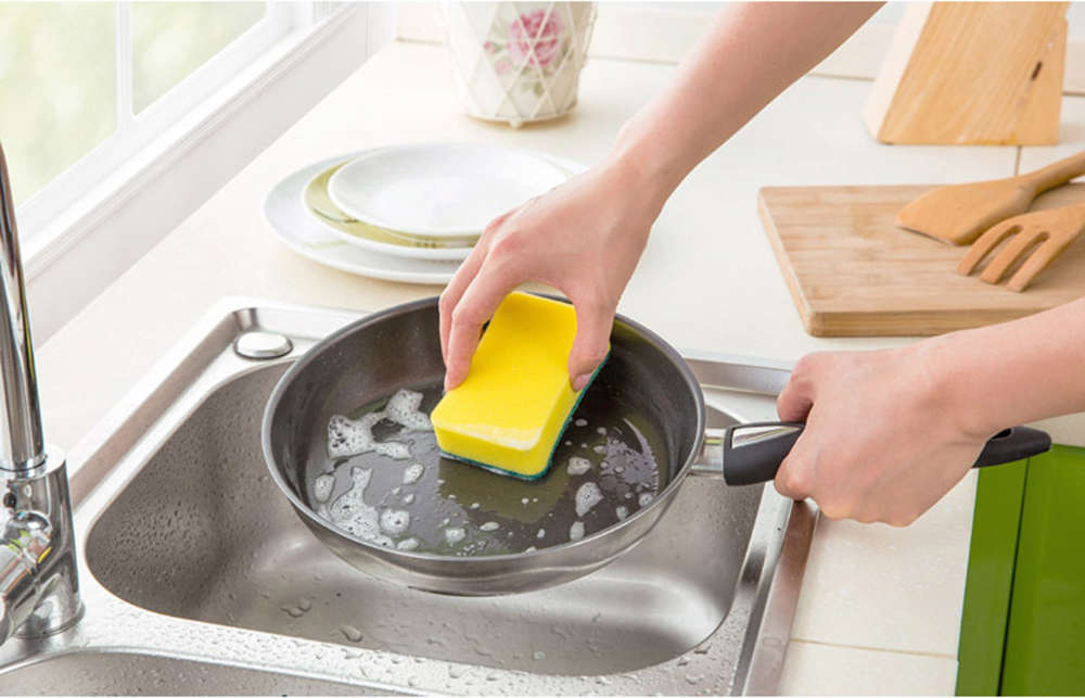 Household Kitchen Dishwashing Decontamination Sponge