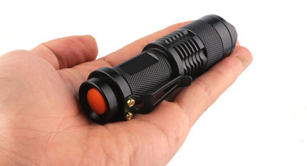 Waterproof LED Flashlight 3 Modes Zoomable Torch Penlight