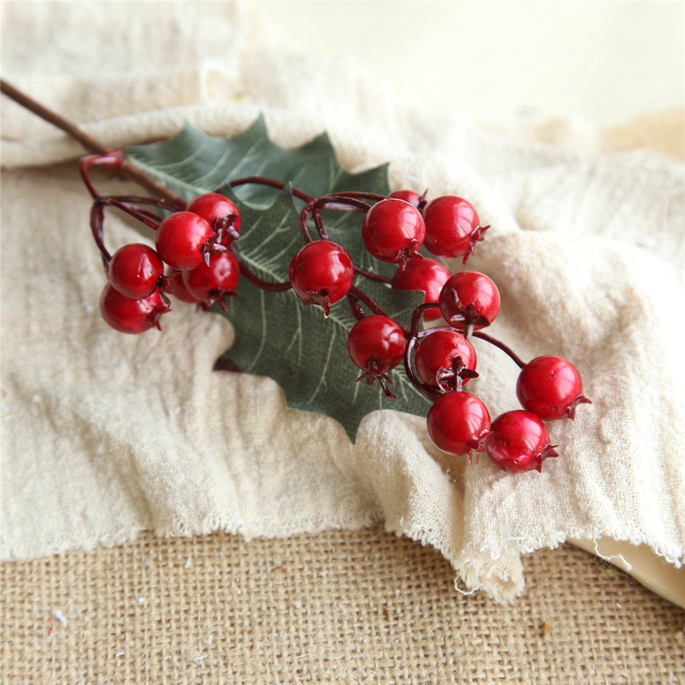 Vivid Little Red Berries Artificial Flower Christmas Decorations