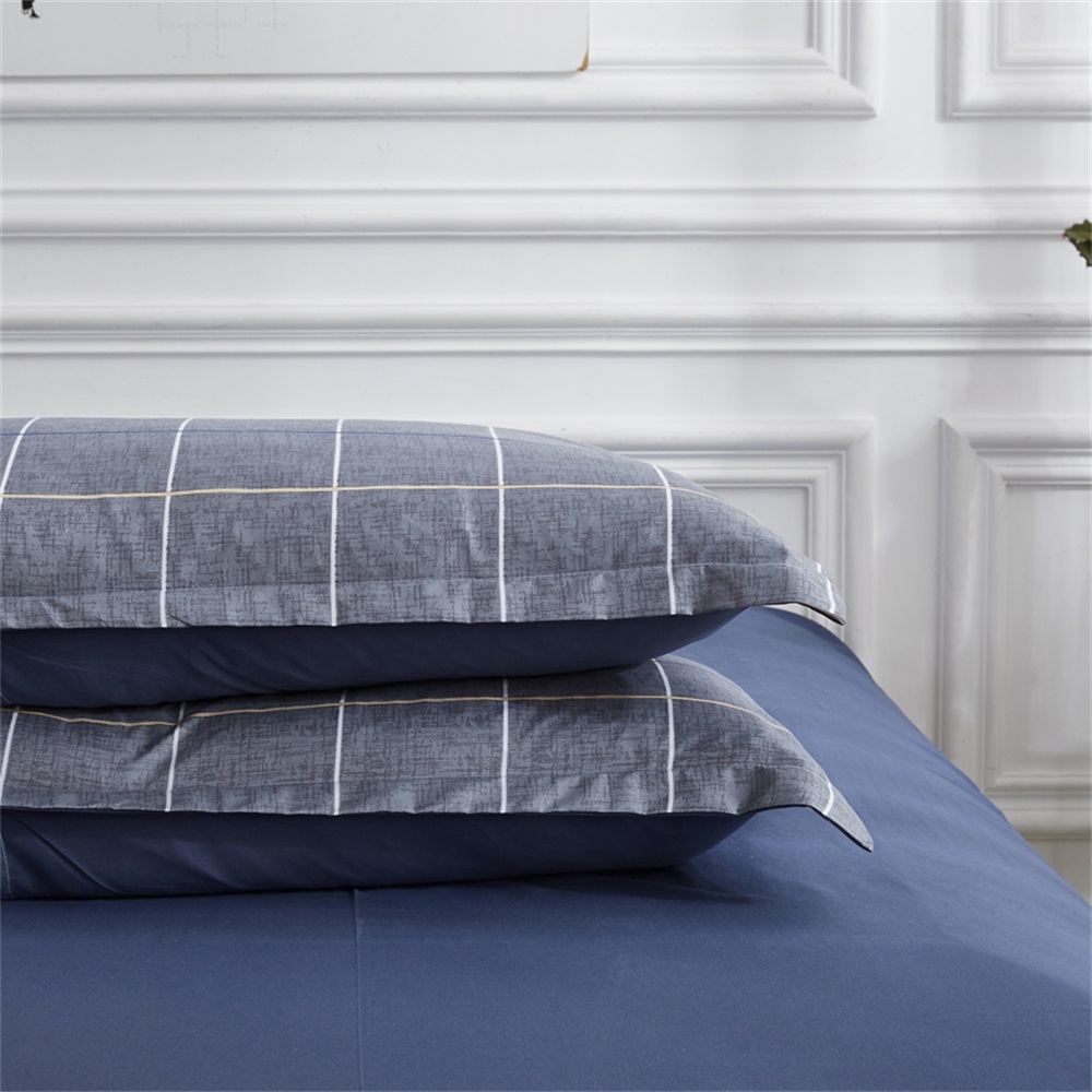 OMONNES Four Simple and Fresh Bed Sheets for Fashion Men