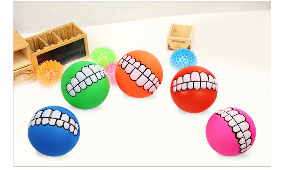 High Quality Bucktooth Pattern Squeaky Ball Chew Toy for Pet Dog Cat